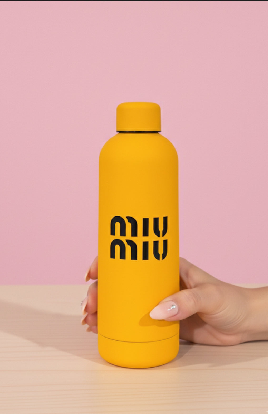 Gourde design MIU MIU – Jaune