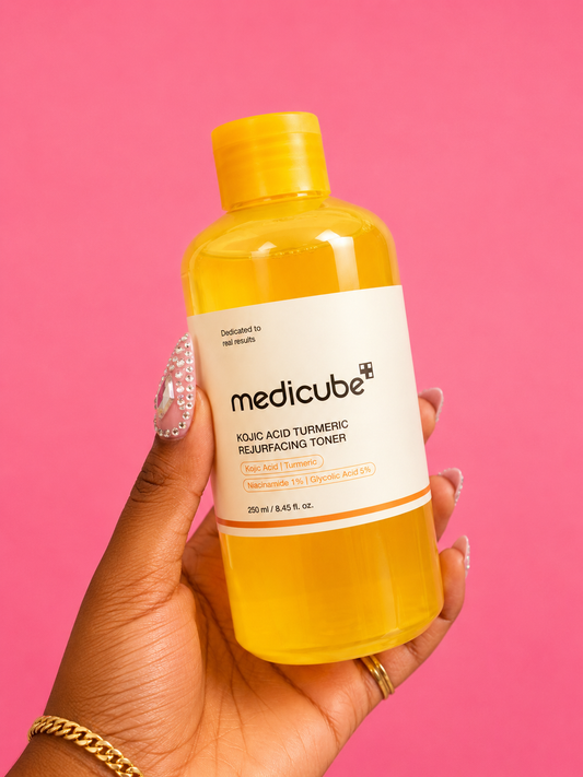 Medicube – Kojic Acid Turmeric Rejuvenating Toner 250ml